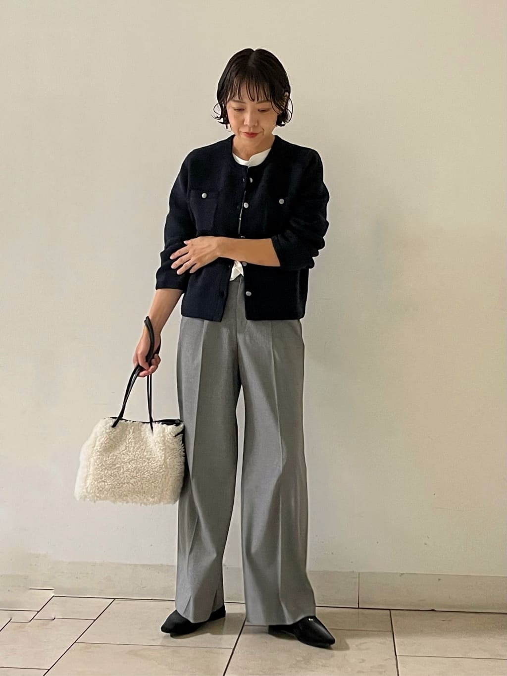 mihoさんの「INDIVI｜【UVケア】プリントフォトロングTシャツ」を使ったコーディネート