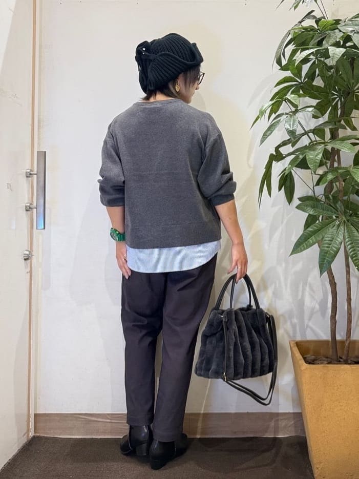 misakiさんの「SHOO･LA･RUE｜【高レビュー/洗濯機可/SS-LL】あったか裏起毛 のびのびストレッチ テーパードパンツ」を使ったコーディネート