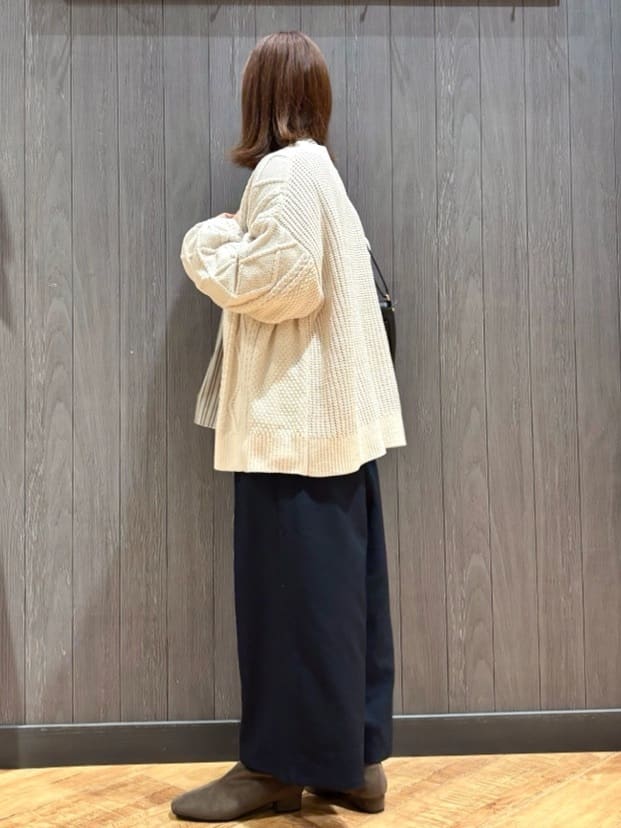 meiさんの「SHOO･LA･RUE｜【S-LL】キャンディースリーブが女性らしい マルチストライプブラウス」を使ったコーディネート