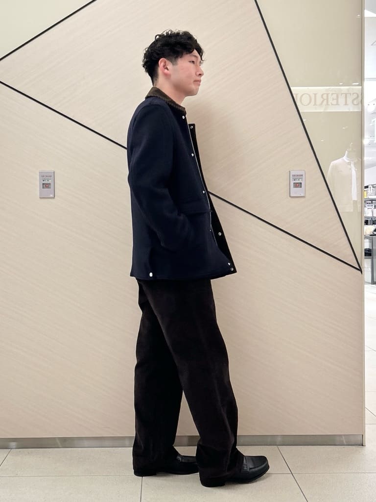 千葉亮太さんの「DRESSTERIOR｜コーデュロイパンツ」を使ったコーディネート