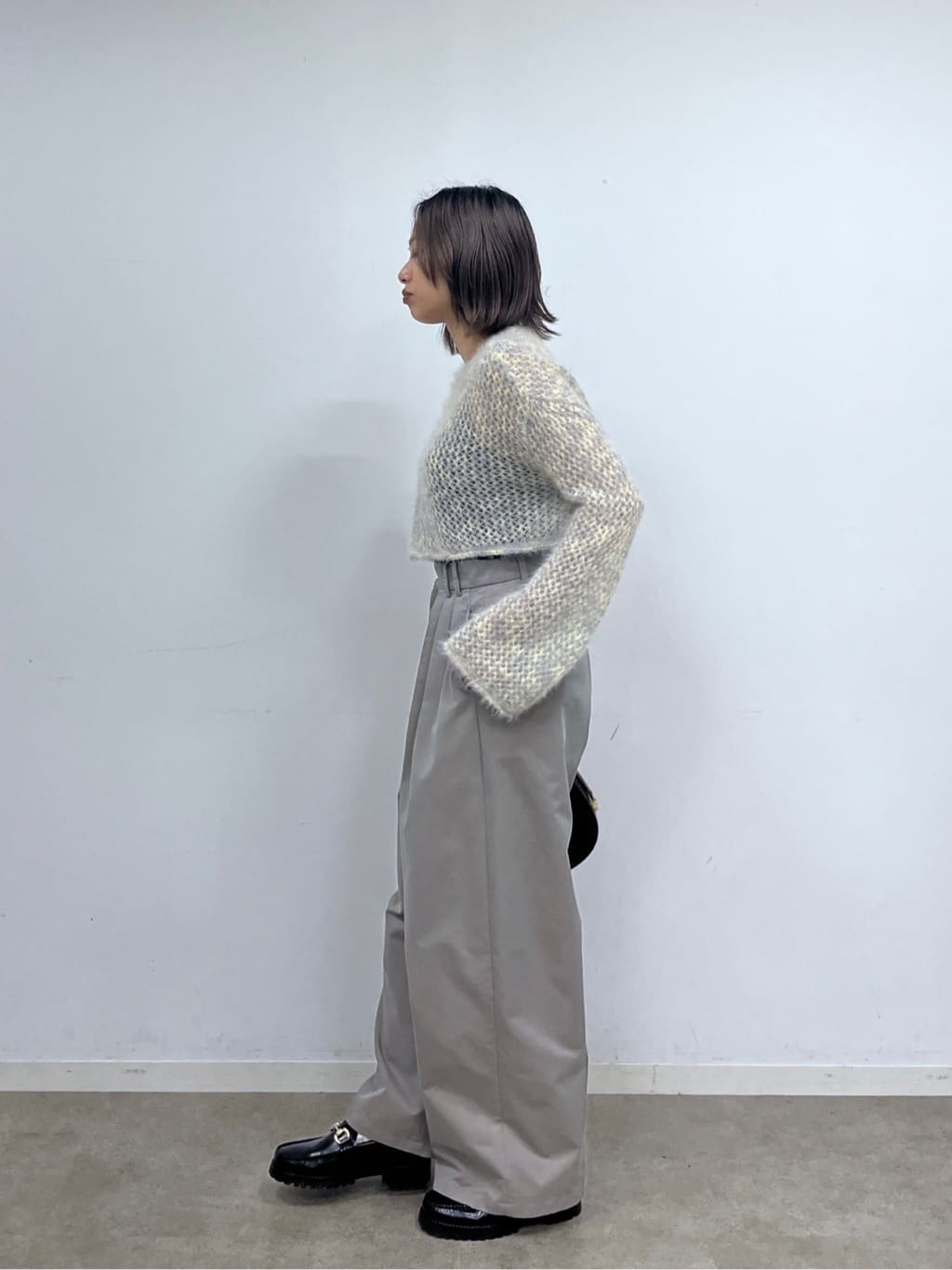 Harukaさんの「INDIVI｜チノシャンプレータックパンツ」を使ったコーディネート
