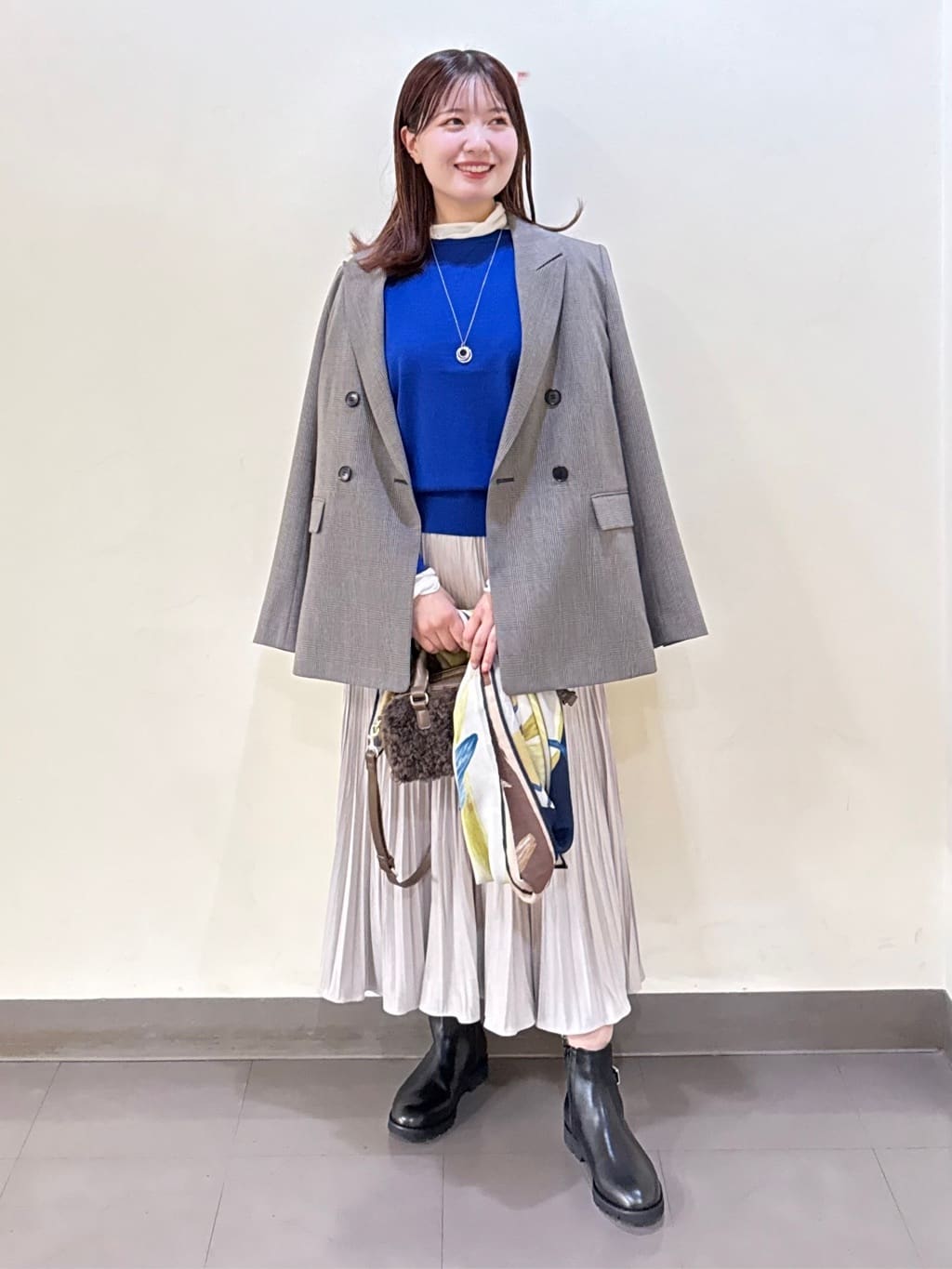 いくみさんの「UNTITLED｜【ハイネック/レイヤード/重ね着におすすめ】トリコットベロア シアーインナー」を使ったコーディネート