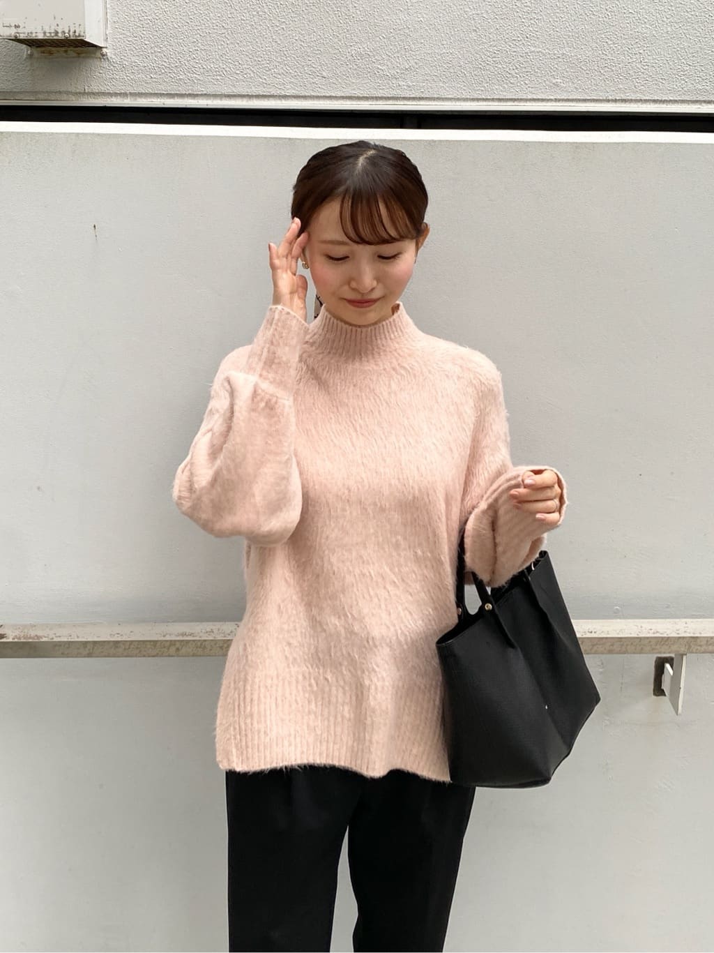 みさかさんの「index｜ハイネックパフニット【洗濯機OK】」を使ったコーディネート