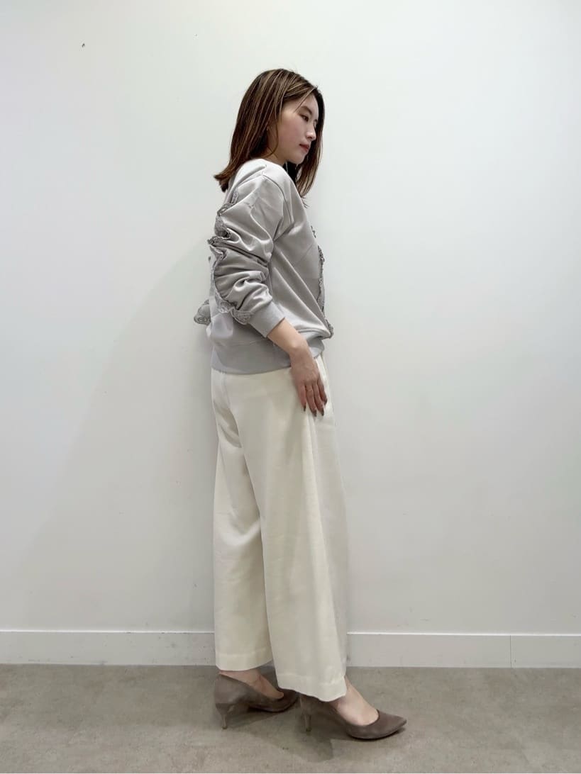 Suma Una本部スタッフさんの「SunaUna｜◆【COLLECTION LINE】レース付プルオーバー」を使ったコーディネート