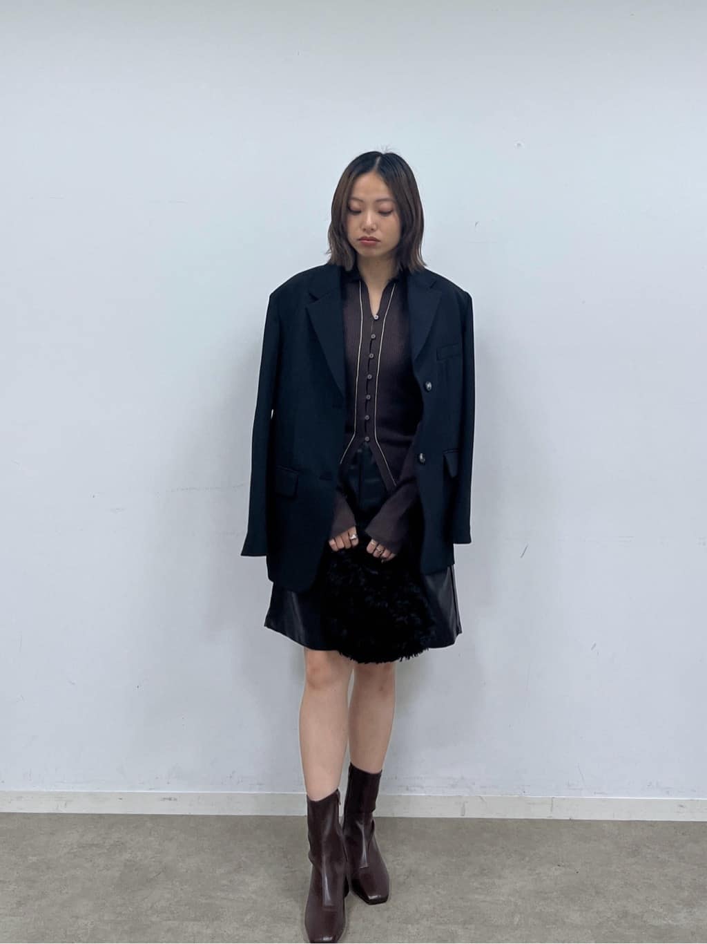 Harukaさんの「INDIVI｜【再入荷】パネルストレッチショートブーツ」を使ったコーディネート