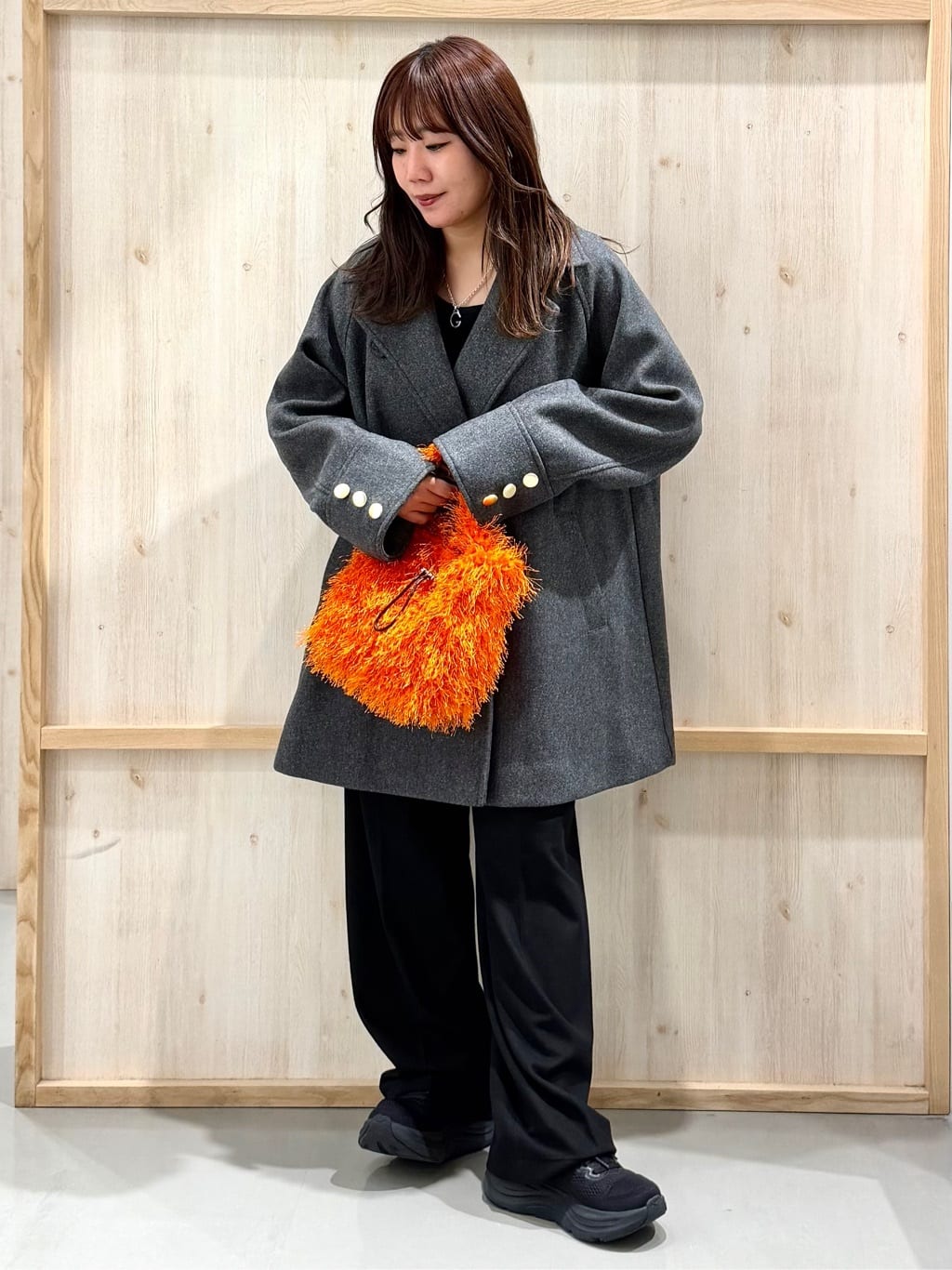 nanaさんの「THE SHOP TK｜クラシカルな装い ウールライクスタンドカラーコート」を使ったコーディネート