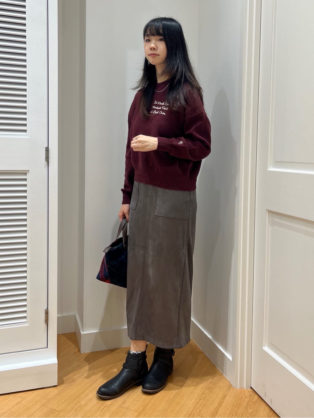 SAKIさんの「Dessin｜【セットアップ可・洗える】マシュマロスウェードスカート」を使ったコーディネート