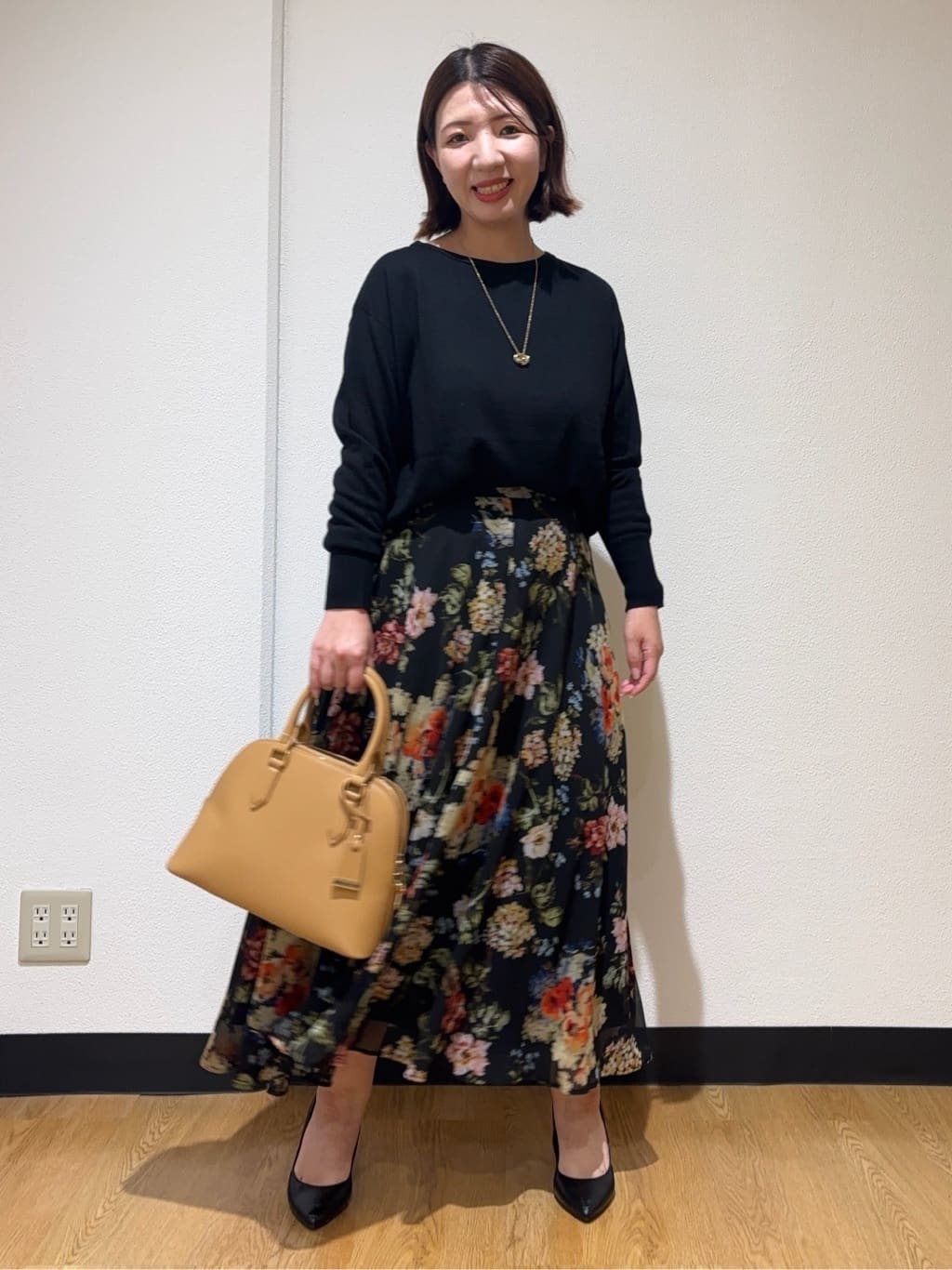 MIKIKOさんの「UNTITLED｜【8色展開/体型カバー】魅せるタイムレスニット」を使ったコーディネート