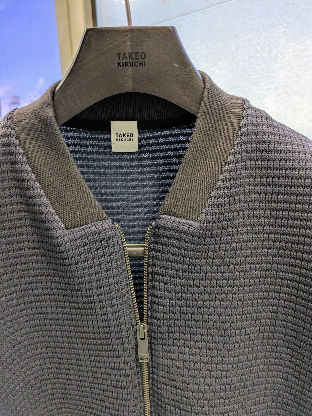ryoさんの「TAKEO KIKUCHI｜【COOL CITY WEAR】籠目アート柄 サッカーシャツ /通気性」を使ったコーディネート