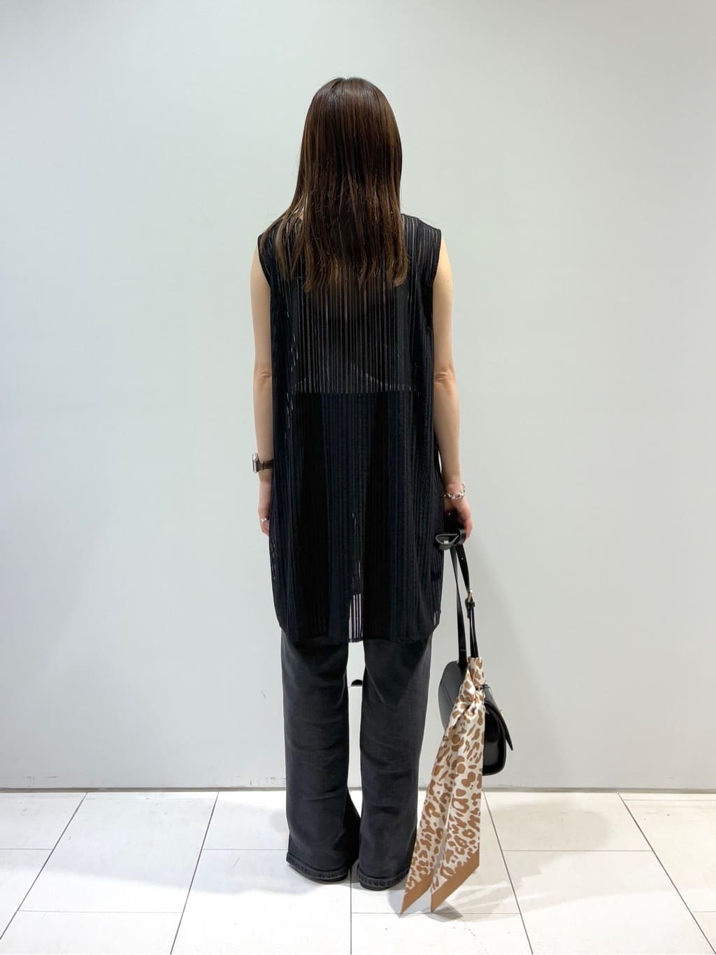 KAOさんの「INDIVI｜【洗える／セットアップ可能】ラッセルチュニック」を使ったコーディネート