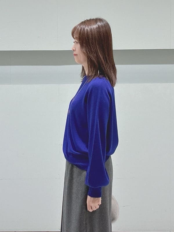 makiさんの「UNTITLED｜【8色展開／コンパクト丈】レーヨン混 コクーンニット」を使ったコーディネート