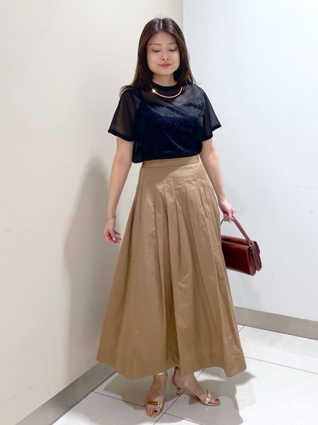 kanaさんの「UNTITLED｜【洗える】ラメシアーTシャツ」を使ったコーディネート