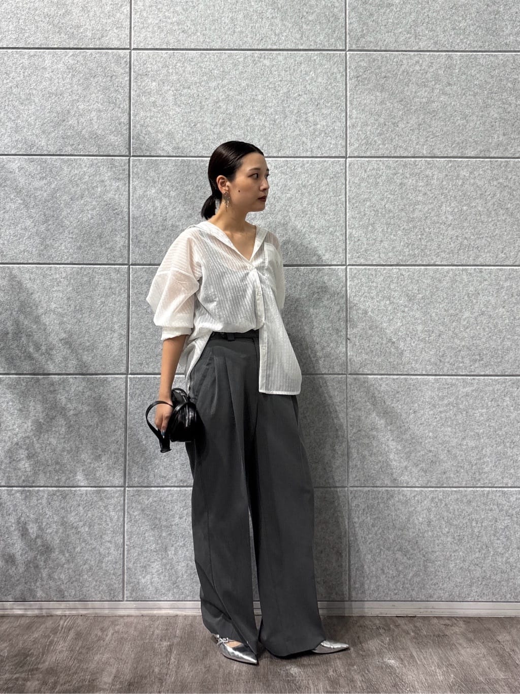 ayanoさんの「INDIVI｜Timeless｜モードスラックス」を使ったコーディネート