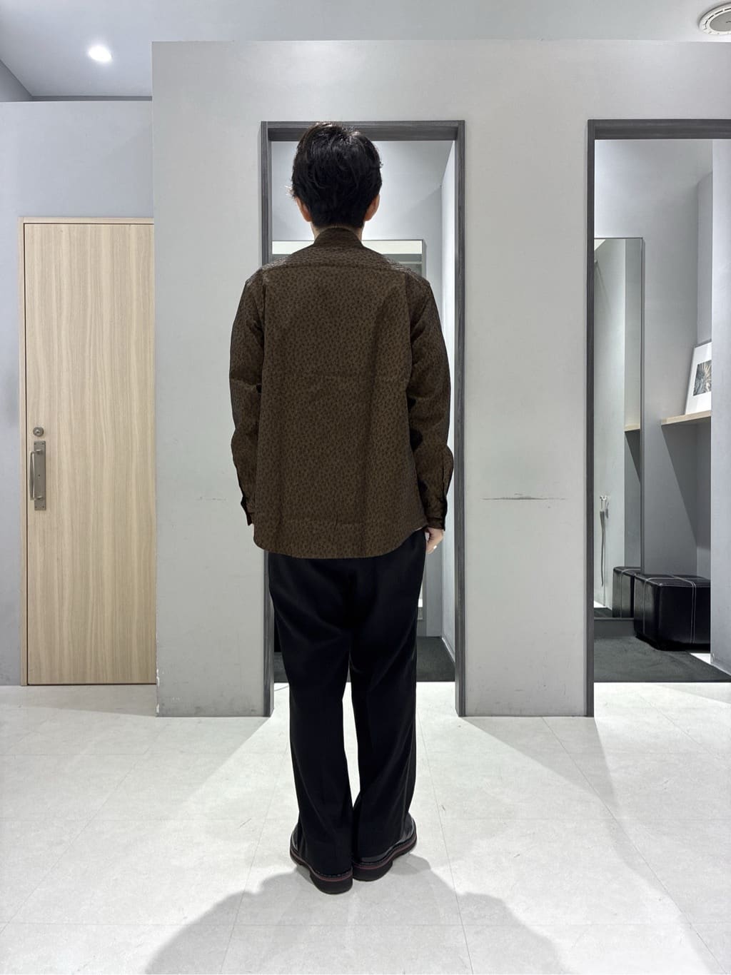 わいずみさんの「TAKEO KIKUCHI｜【Made in JAPAN】播州織 ドビー千鳥シャツ」を使ったコーディネート