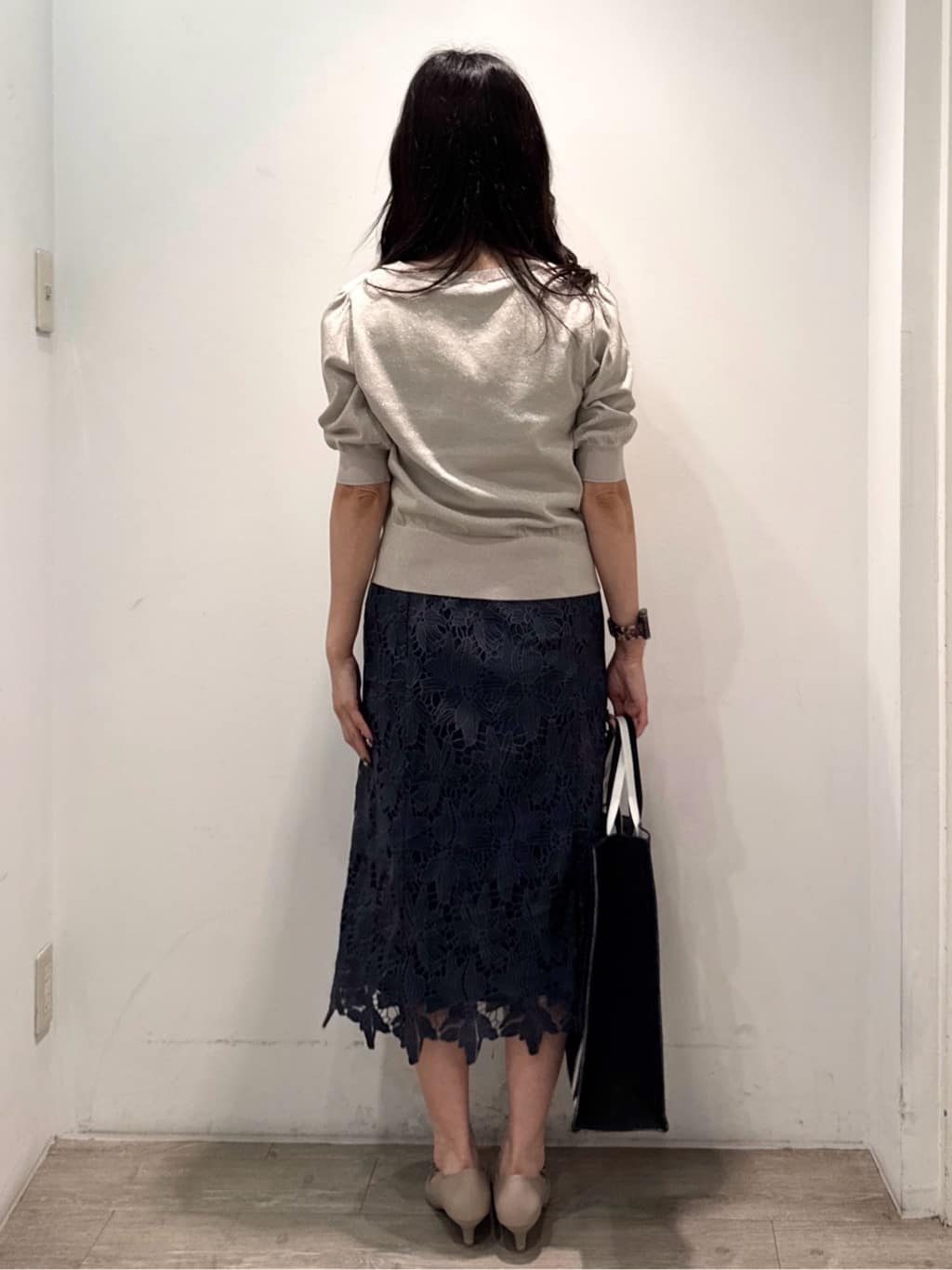 yuicciさんの「OPAQUE.CLIP｜《S-3Lサイズ》バイカラーレースタイトスカート【洗濯機洗い可】」を使ったコーディネート