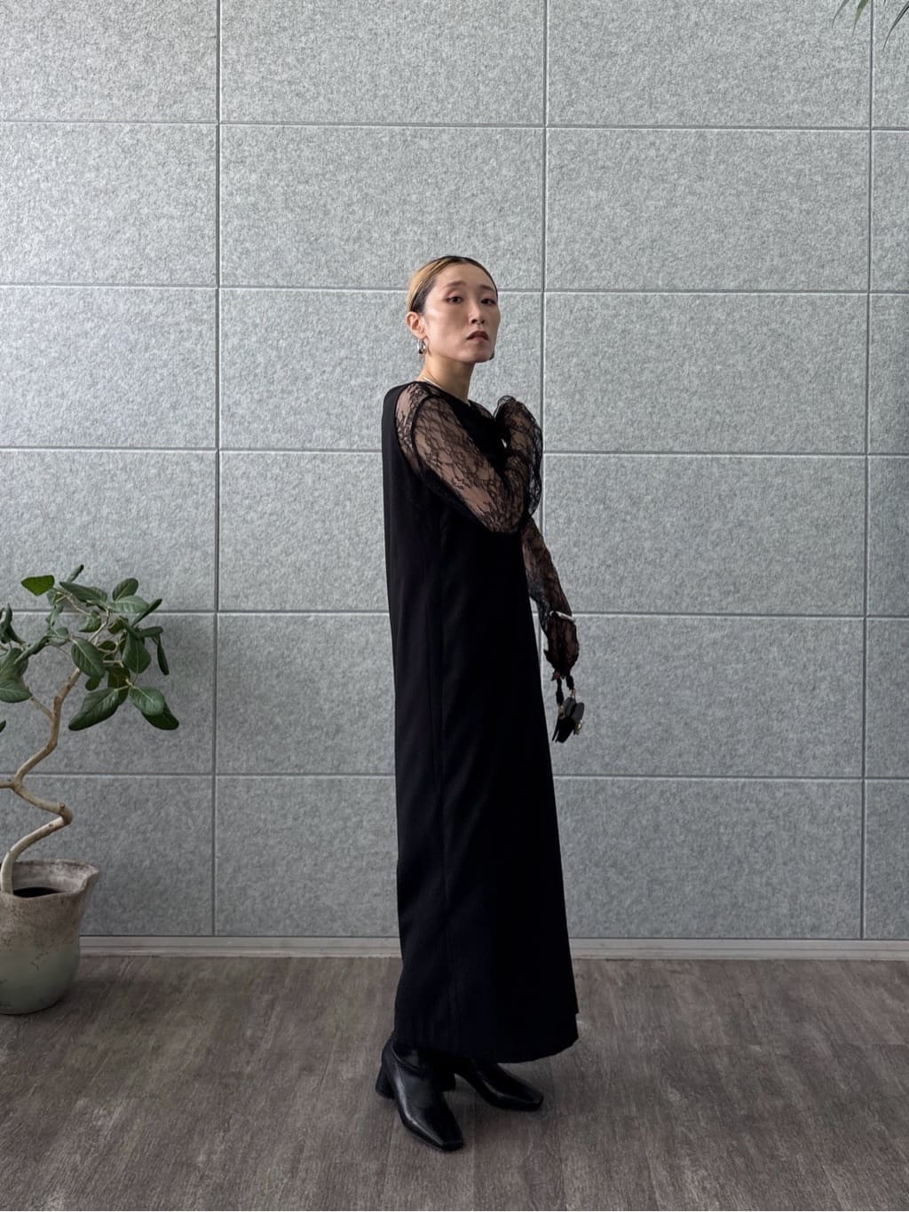 kotakiさんの「INDIVI｜レースストレッチカットソー」を使ったコーディネート