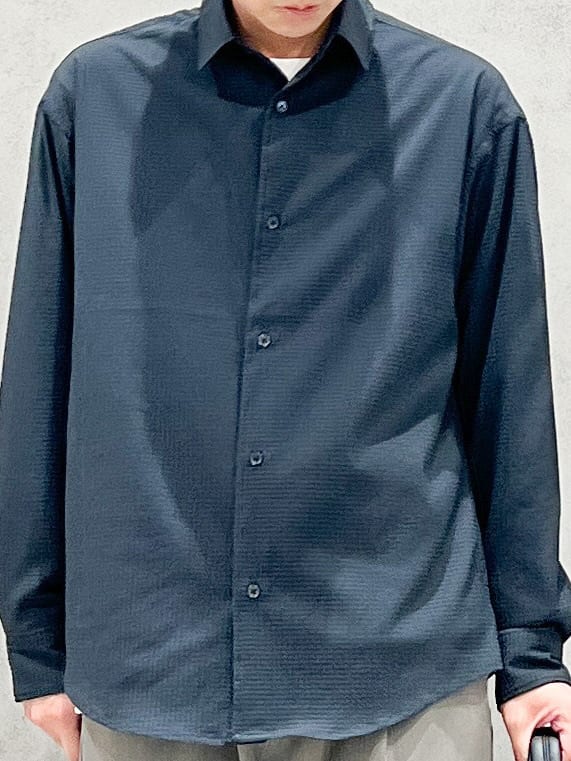 SHI-MAさんの「THE SHOP TK｜リンクスジャカード長袖Tシャツ【サスティナブル素材使用/洗濯機OK】」を使ったコーディネート