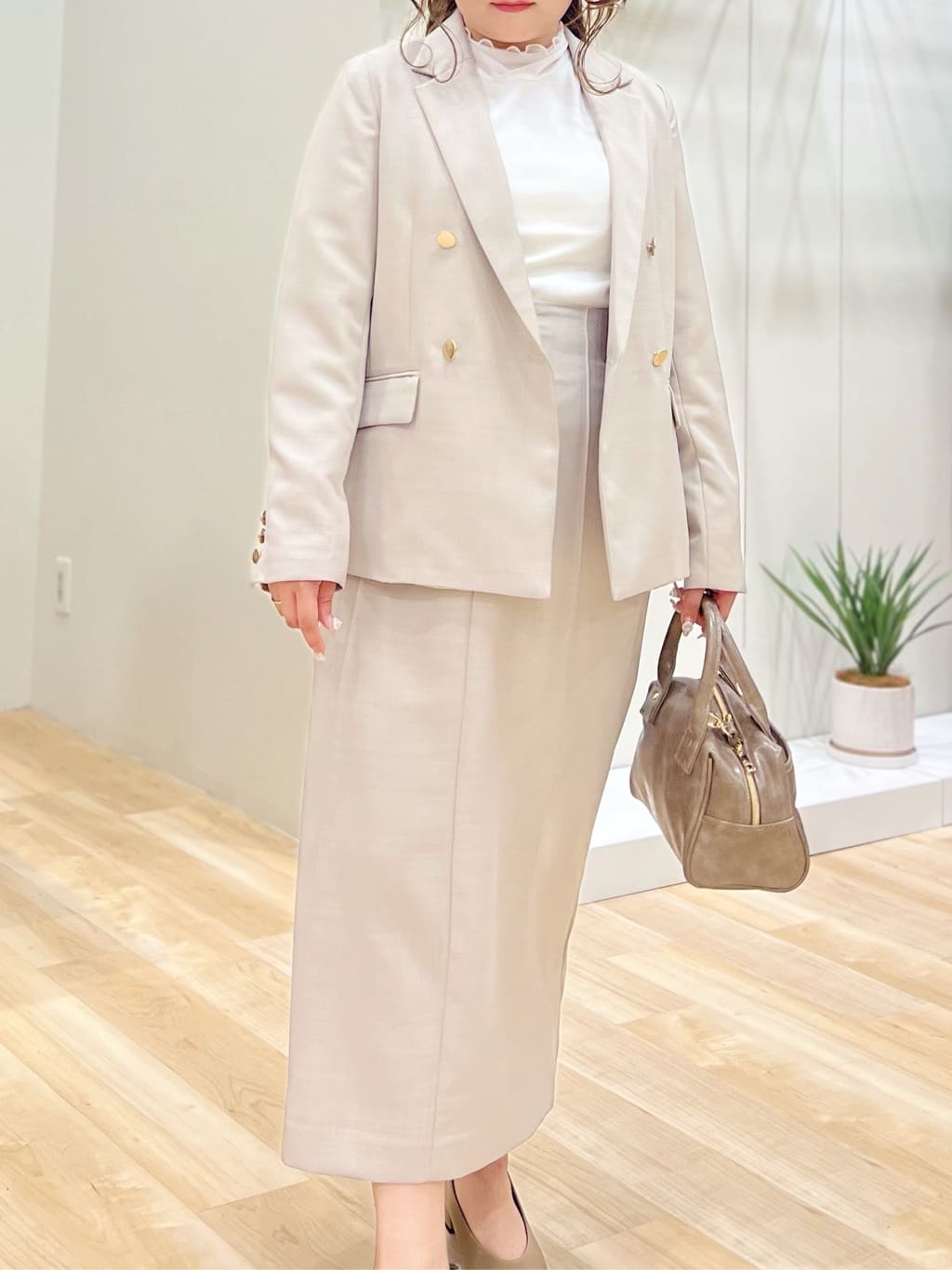 みことさんの「grove｜【カセット服】ダブルブレストテーラードジャケット」を使ったコーディネート