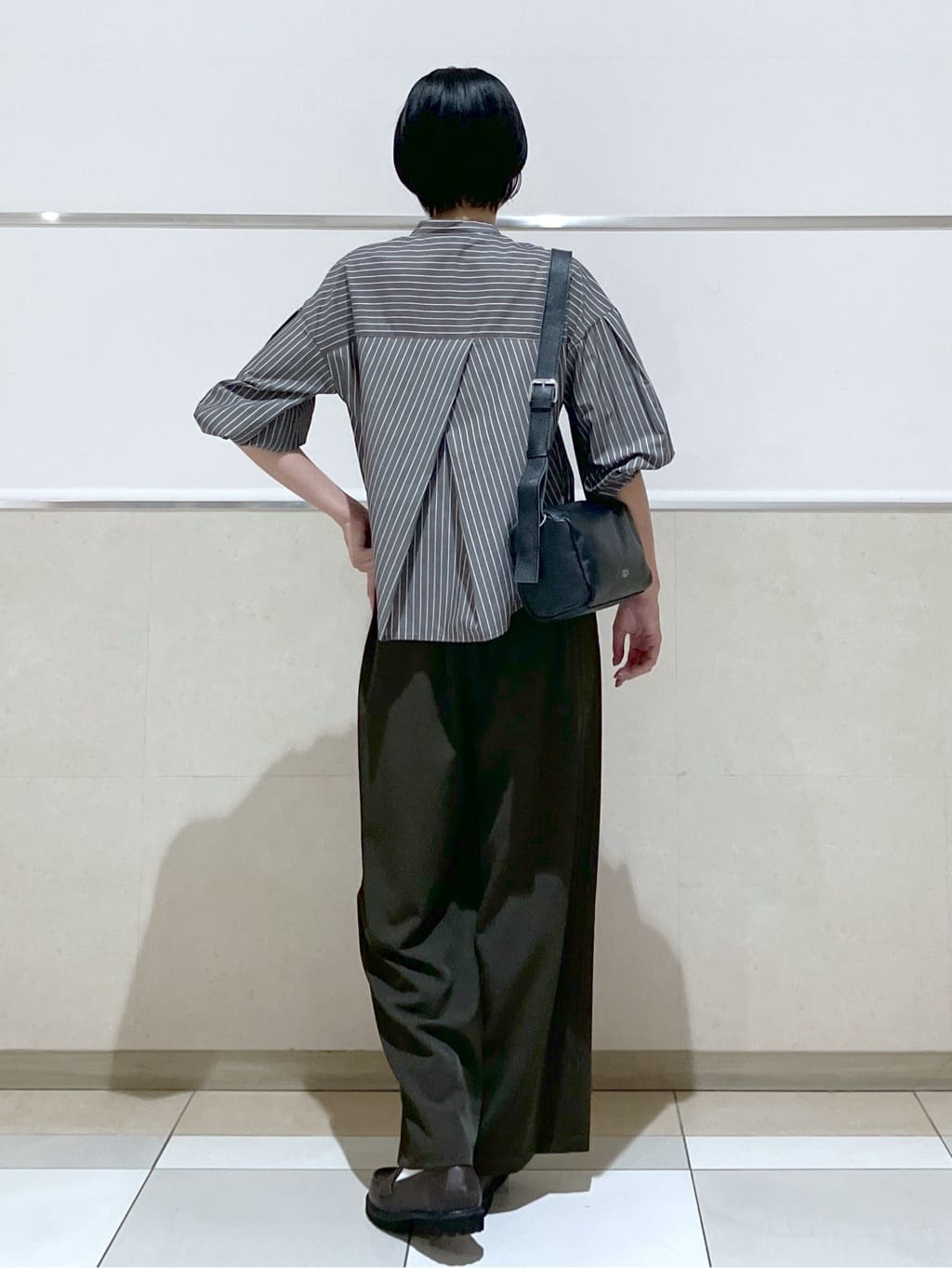 eriko さんの「Dessin｜【セットアップ可・洗える】ダブルタックワイドパンツ」を使ったコーディネート