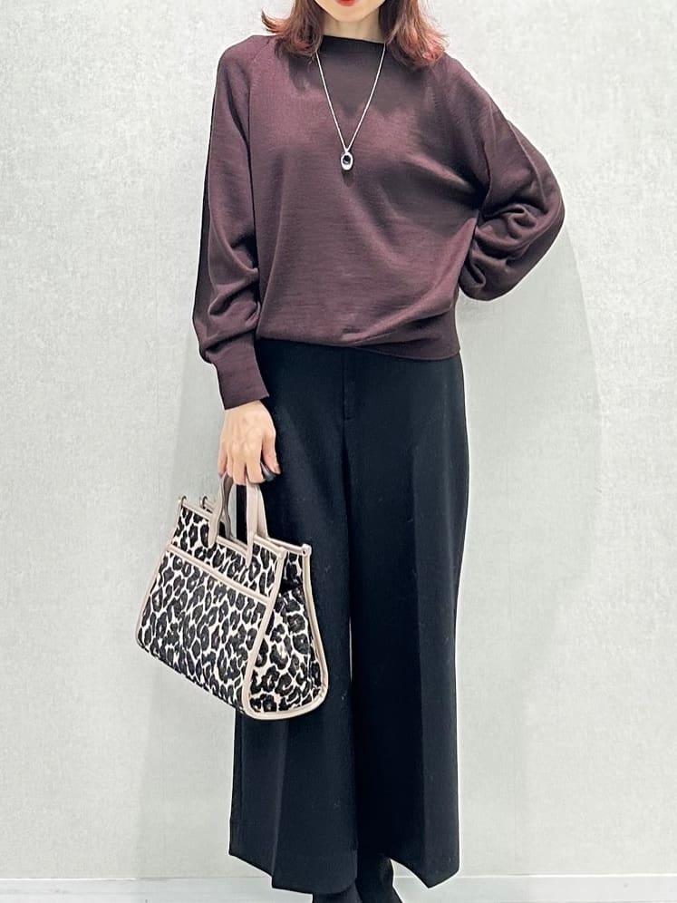 Miwaさんの「UNTITLED｜【8色展開／コンパクト丈】レーヨン混 コクーンニット」を使ったコーディネート