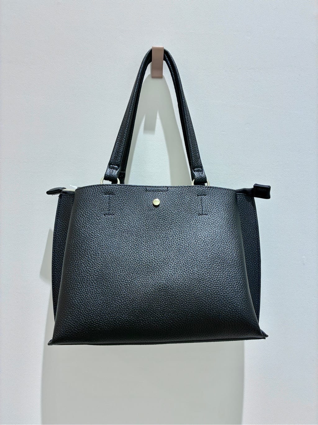 るーとさんの「SHOO･LA･RUE｜【洗濯機可/S-LL/高レビュー】上品シルエットで美しい イージーワイドパンツ」を使ったコーディネート