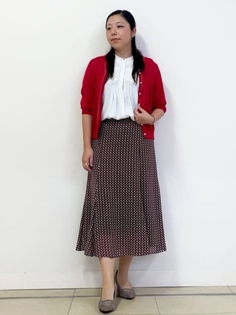 chisaさんの「Reflect｜【インナーに◎／すっきり見え！長め丈】タックデティールブラウス」を使ったコーディネート