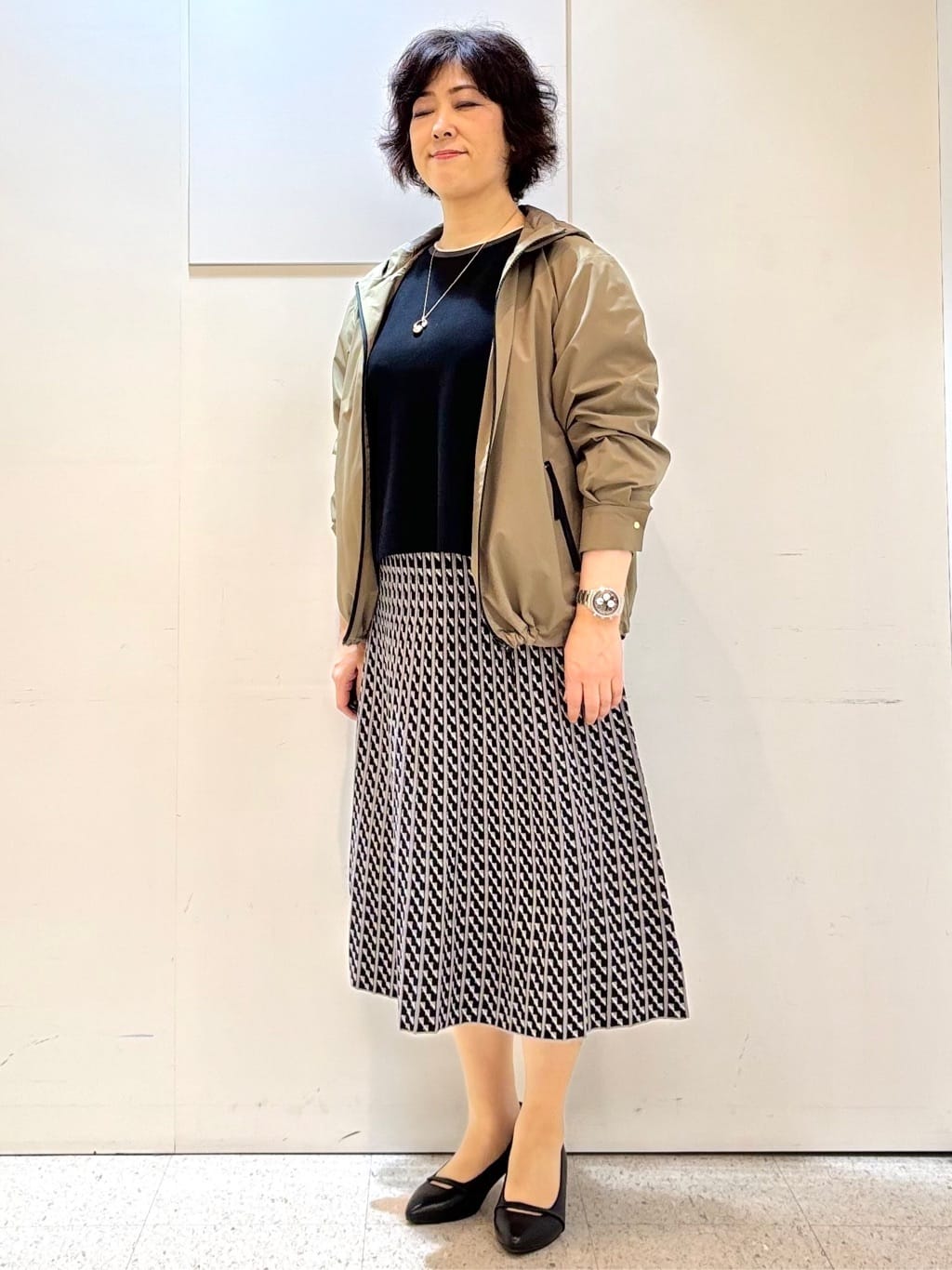 ヤスコさんの「Reflect｜【ライトアウター／キレイ見え／気軽な羽織に◎】スポーティライトアウター」を使ったコーディネート