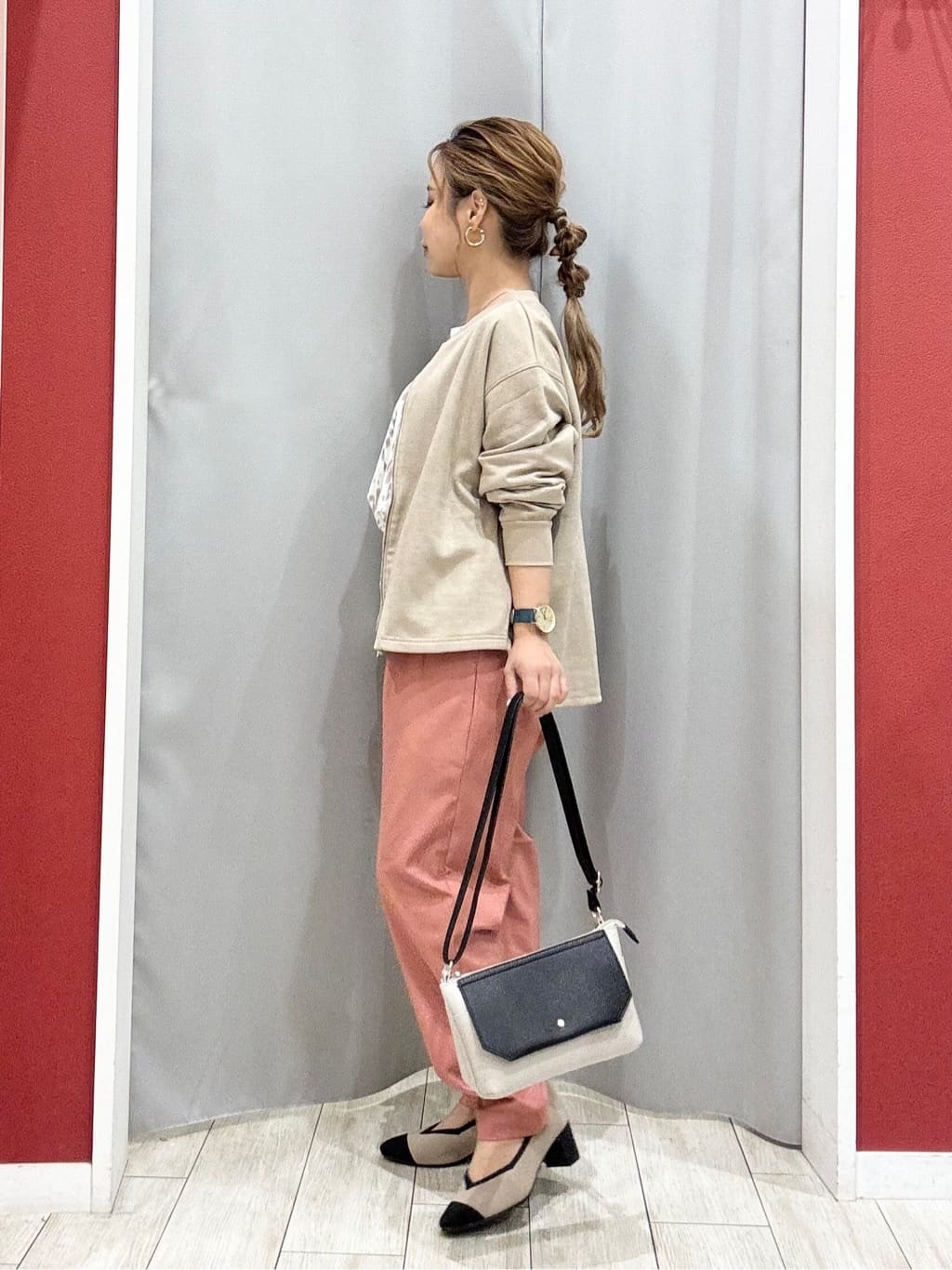 shioさんの「SHOO･LA･RUE｜【S-LL】柔らかくて軽い さっと羽織れるフェイクスエードブルゾン【CIRCRIC】」を使ったコーディネート