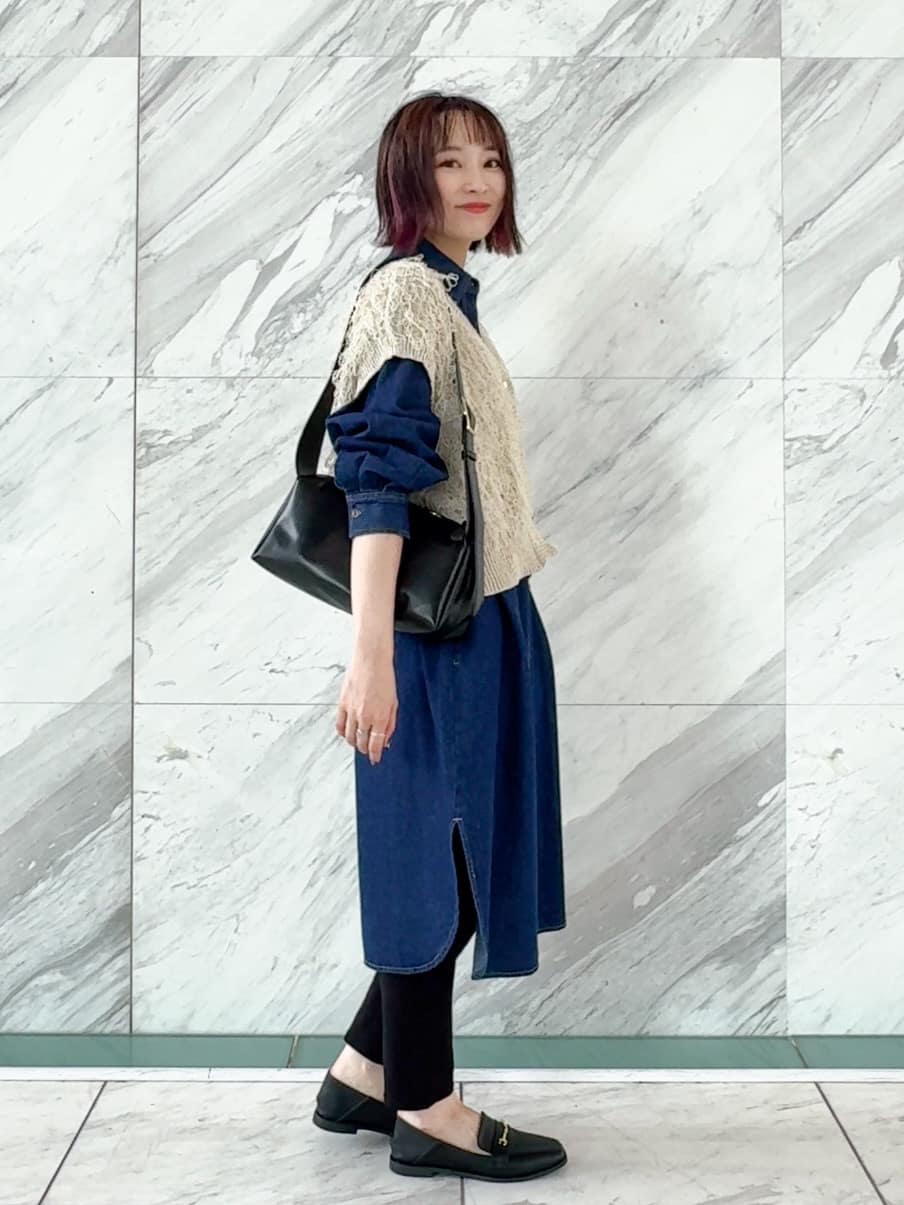 𝐜𝐡𝐢𝐤𝐚さんの「SHOO･LA･RUE｜【S-LL】ロングシーズン活躍 デニムシャツワンピース」を使ったコーディネート