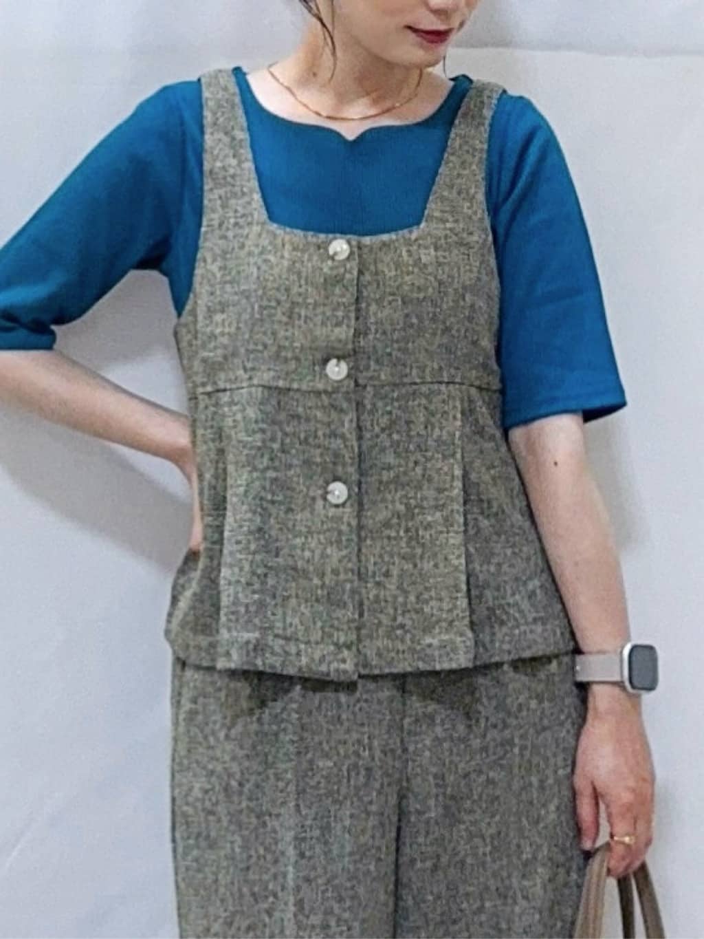 𝐇𝐢𝐫𝐨𝐦𝐢さんの「SHOO･LA･RUE｜【2点セット】着るだけで決まる クラシカルなツイード調セットアップ」を使ったコーディネート
