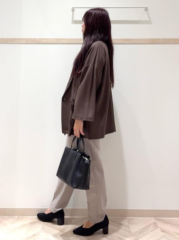 nanaさんの「SHOO･LA･RUE｜【S-LL/ひんやり】さらっとしたタッチが心地よい ダブルブレストジャケット」を使ったコーディネート