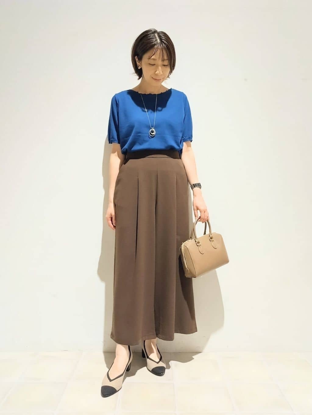 miomioさんの「SHOO･LA･RUE｜【洗える/S-LL/前後2WAY】きれい見え 刺繍ニットカーディガン」を使ったコーディネート