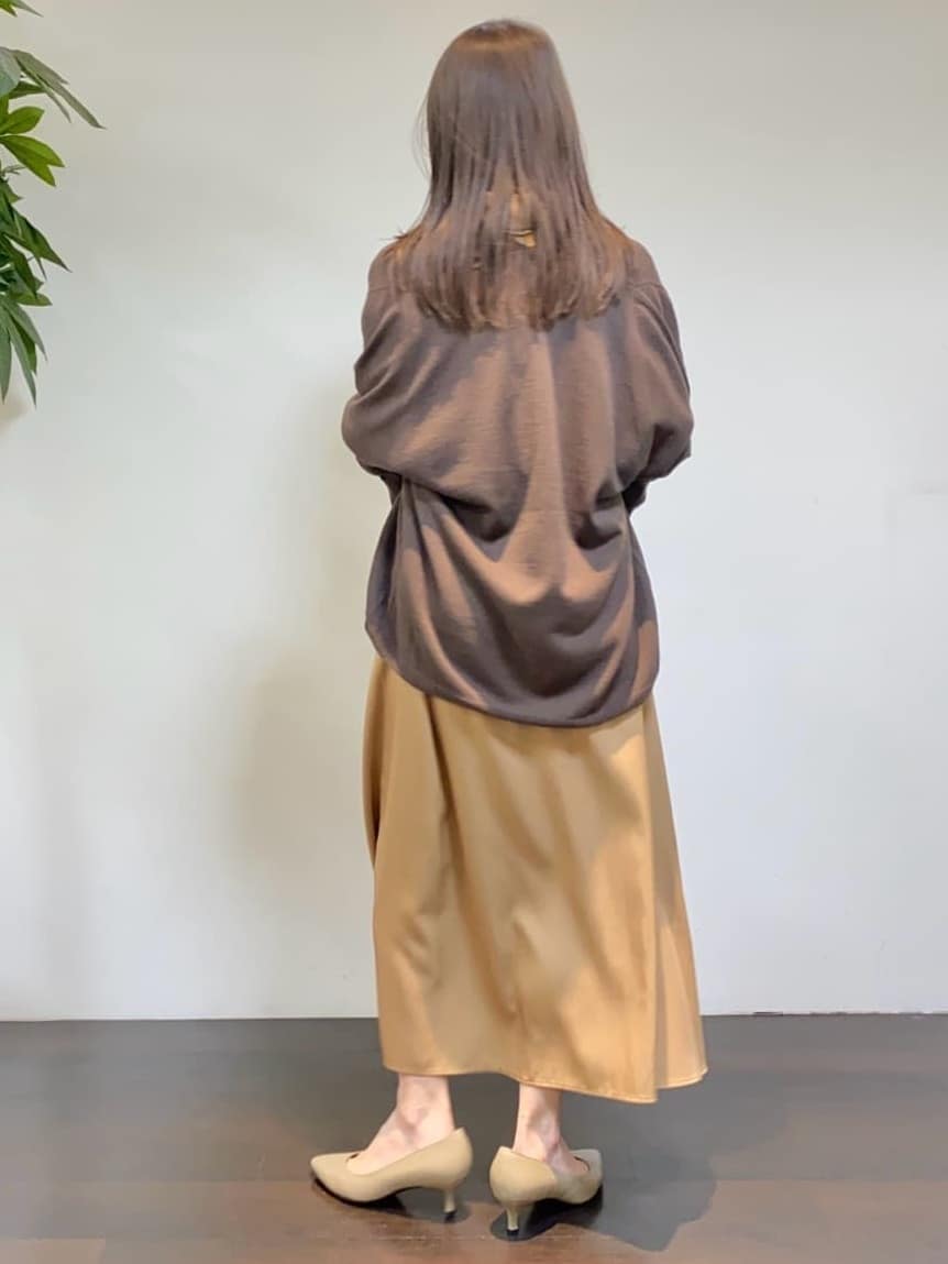 tomoさんの「UNTITLED｜【前開きボタン/ベルト付/羽織シャツ/】2WAYトレンチ風ワンピース」を使ったコーディネート