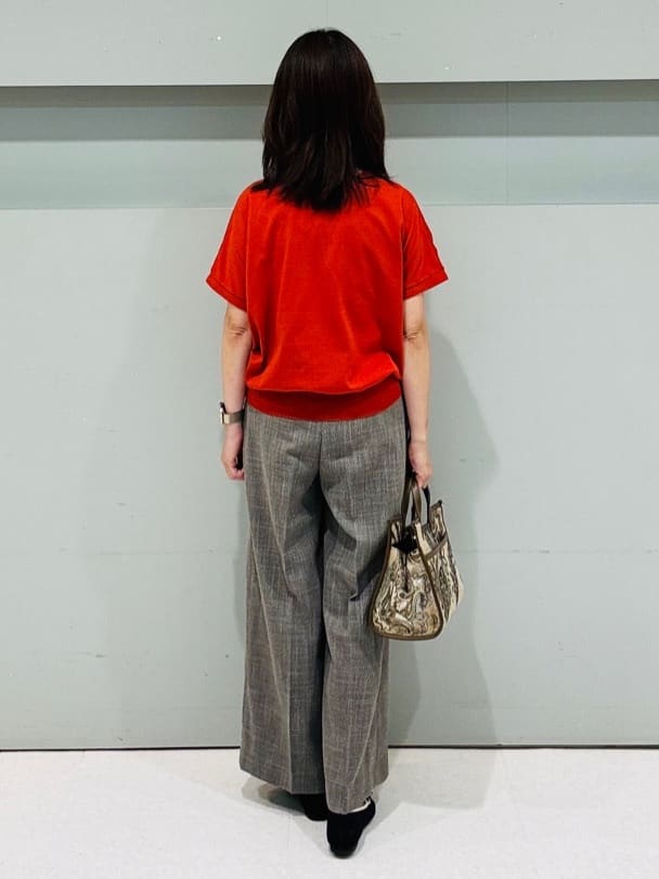 makiさんの「UNTITLED｜【洗える/前後2WAY】ネックプルオーバーニット」を使ったコーディネート