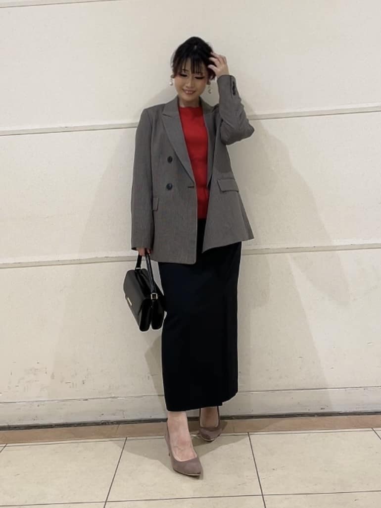 watanabeさんの「UNTITLED｜【8色展開／コンパクト丈】レーヨン混 コクーンニット」を使ったコーディネート