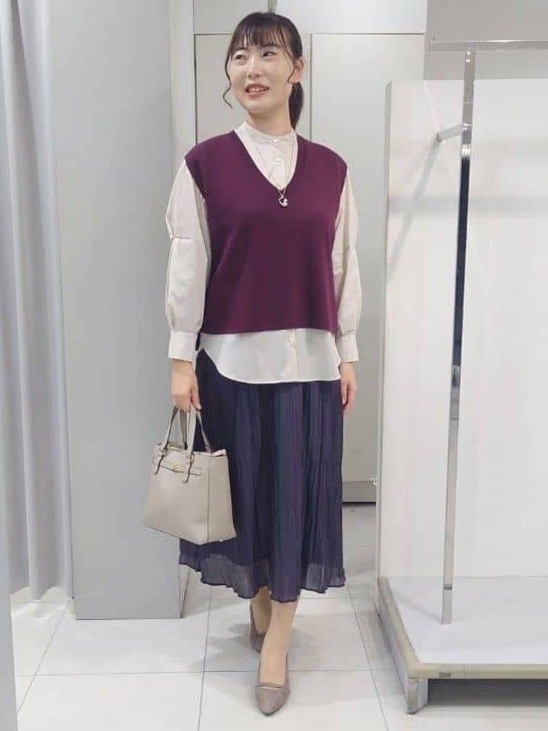 AZUSAさんの「Reflect｜【さらっと一枚で決まる／重ね着にもおすすめ◎】タックスリーブシャツブラウス」を使ったコーディネート