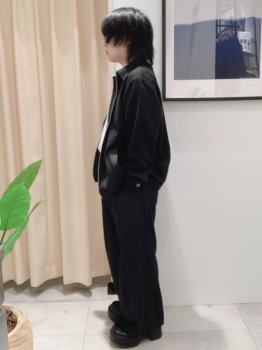 坂。さんの「THE SHOP TK｜フォトグラフプリント長袖Tシャツ【洗濯機OK】」を使ったコーディネート
