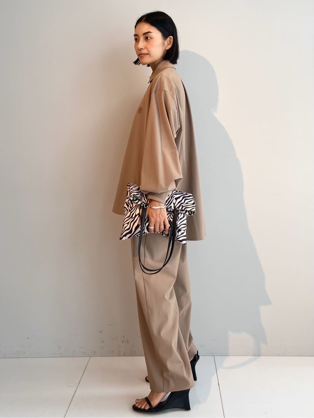 AYAさんの「UNTITLED｜【PROTAGPNISTA】QUICK DRY WAIST LOGO PANTS」を使ったコーディネート
