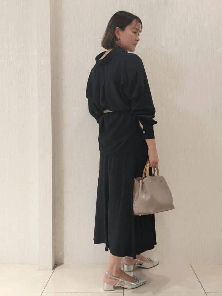 naokoさんの「UNTITLED｜【セットアップ可/スキッパー/ゆったり】リラクパウダーシャツ」を使ったコーディネート