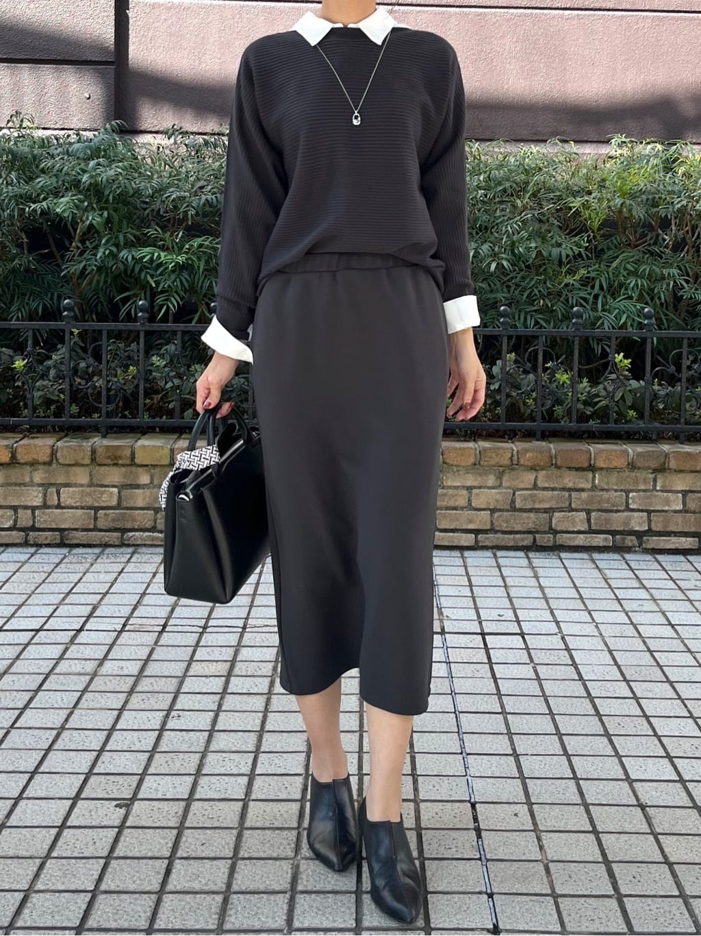 shioriさんの「INDIVI｜【洗える／体型カバー】美シルエットニット」を使ったコーディネート