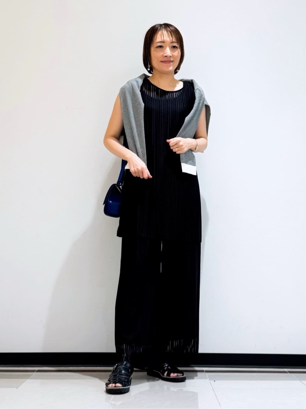 mikaさんの「INDIVI｜【洗える／セットアップ可能】ラッセルチュニック」を使ったコーディネート