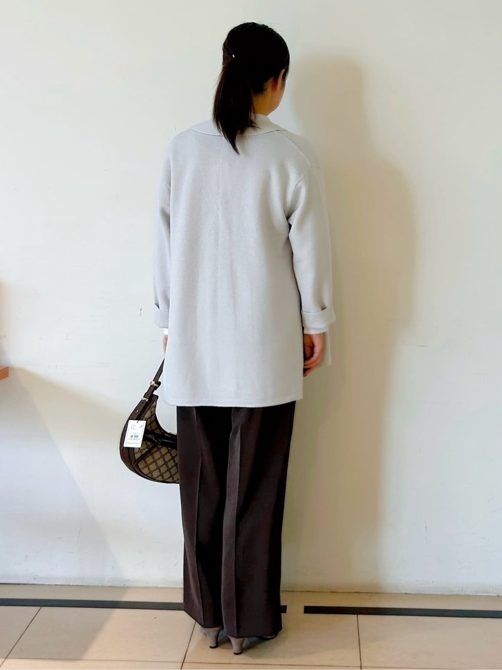 ひーさんの「Reflect｜【さらっと一枚で決まる／重ね着にもおすすめ◎】タックスリーブシャツブラウス」を使ったコーディネート