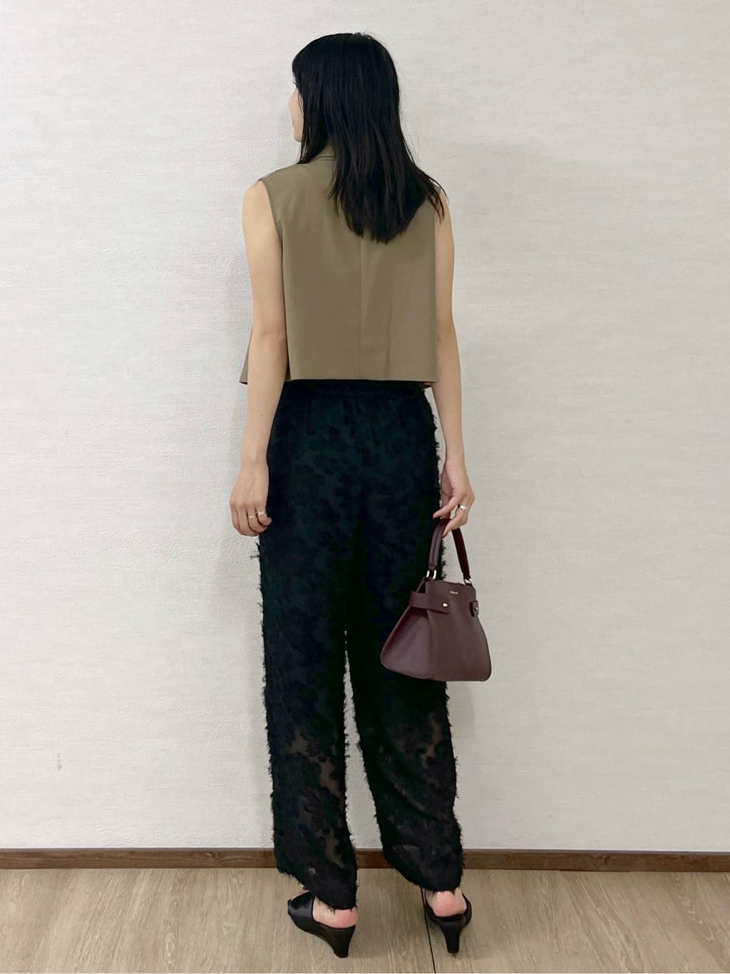 sachikoさんの「OPAQUE.CLIP｜ショートテーラードジレ【接触冷感／洗濯機洗い可】」を使ったコーディネート