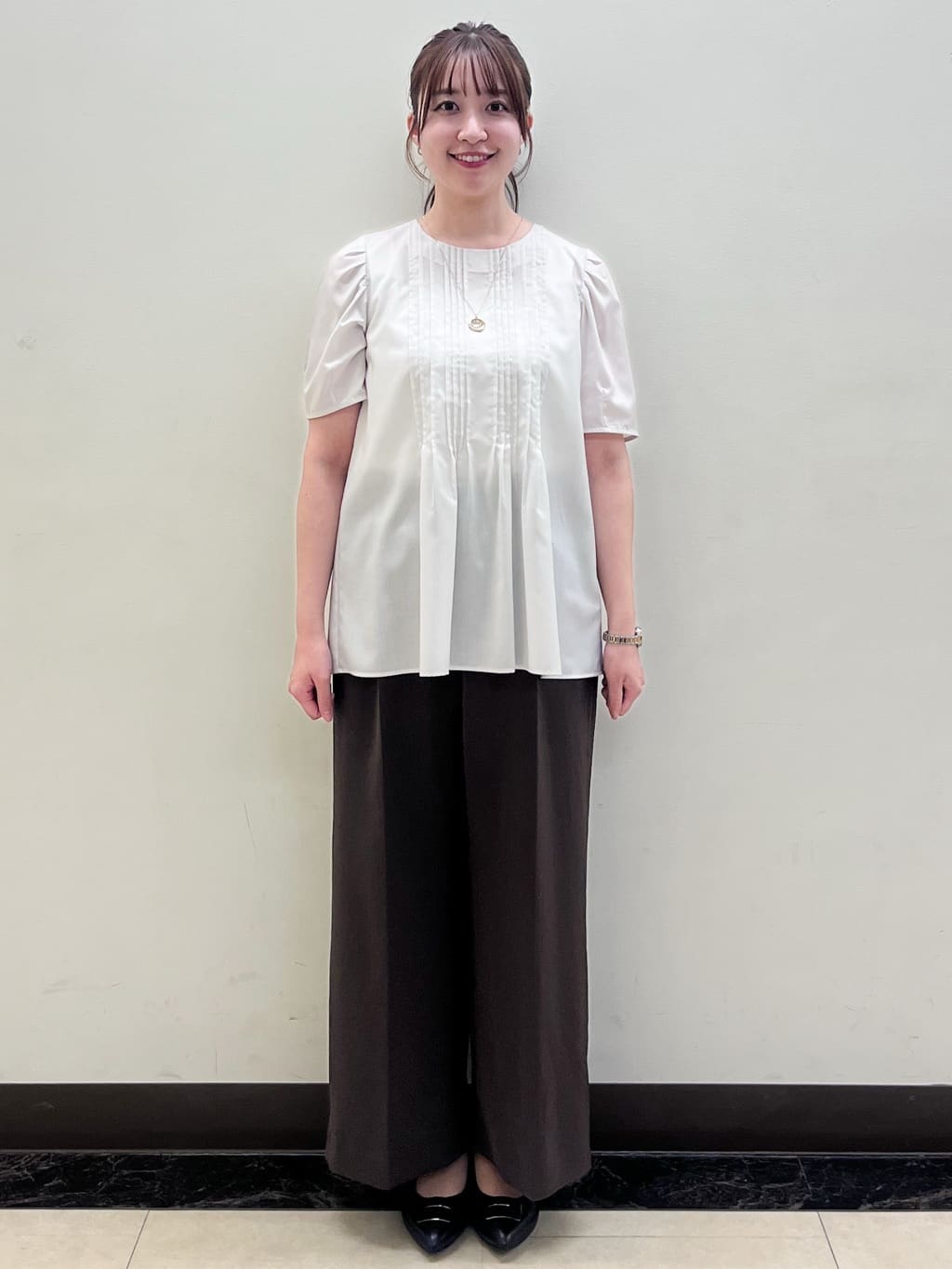 mikikoさんの「Reflect｜【すっきり見え！長め丈】ピンタックデザインチュニックブラウス」を使ったコーディネート