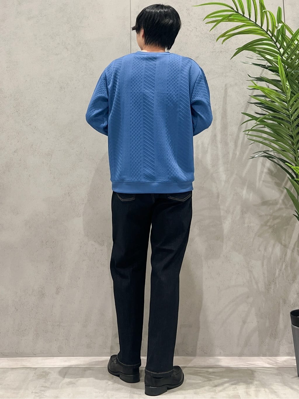 SHI-MAさんの「THE SHOP TK｜【無地に飽きた方へ】ふくれジャカードスウェット　洗濯機OK/6色展開/ユニセックスでおすすめ！」を使ったコーディネート