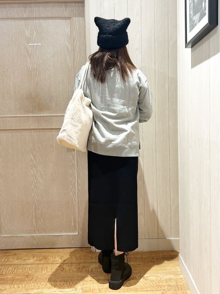 yukaさんの「SHOO･LA･RUE｜グラフィックアソート裏毛スウェット」を使ったコーディネート