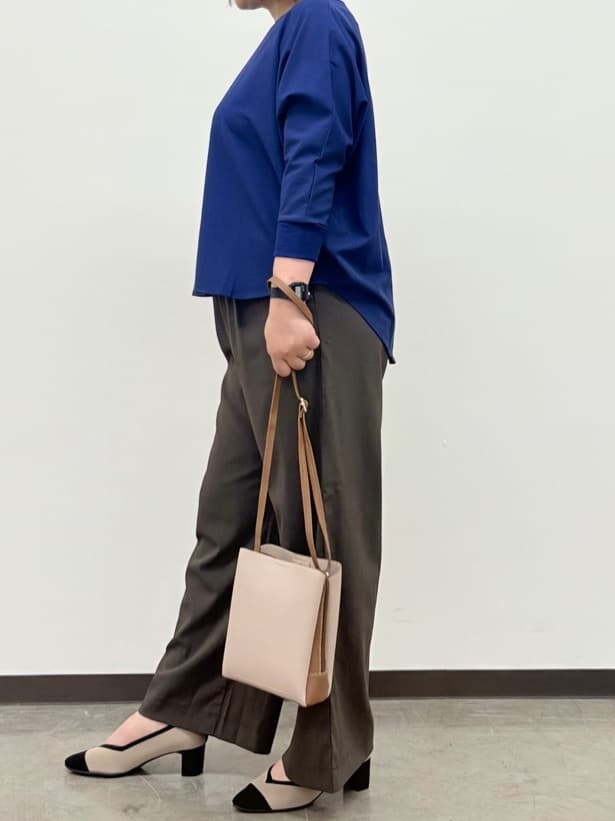 haruさんの「SHOO･LA･RUE｜【着丈選べる/S-LL】触れる度ひんやり ゆるきれい イージーワイドパンツ」を使ったコーディネート