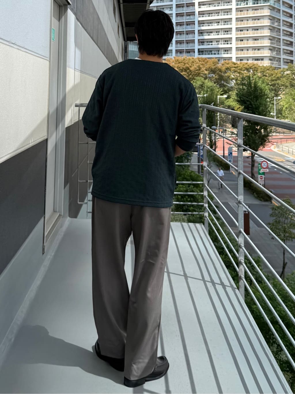 はちゃさんの「THE SHOP TK｜【セットでお買い得！！】長袖カーディガン＋半袖Tシャツ　洗濯機OK/吸水速乾(Tシャツのみ)」を使ったコーディネート
