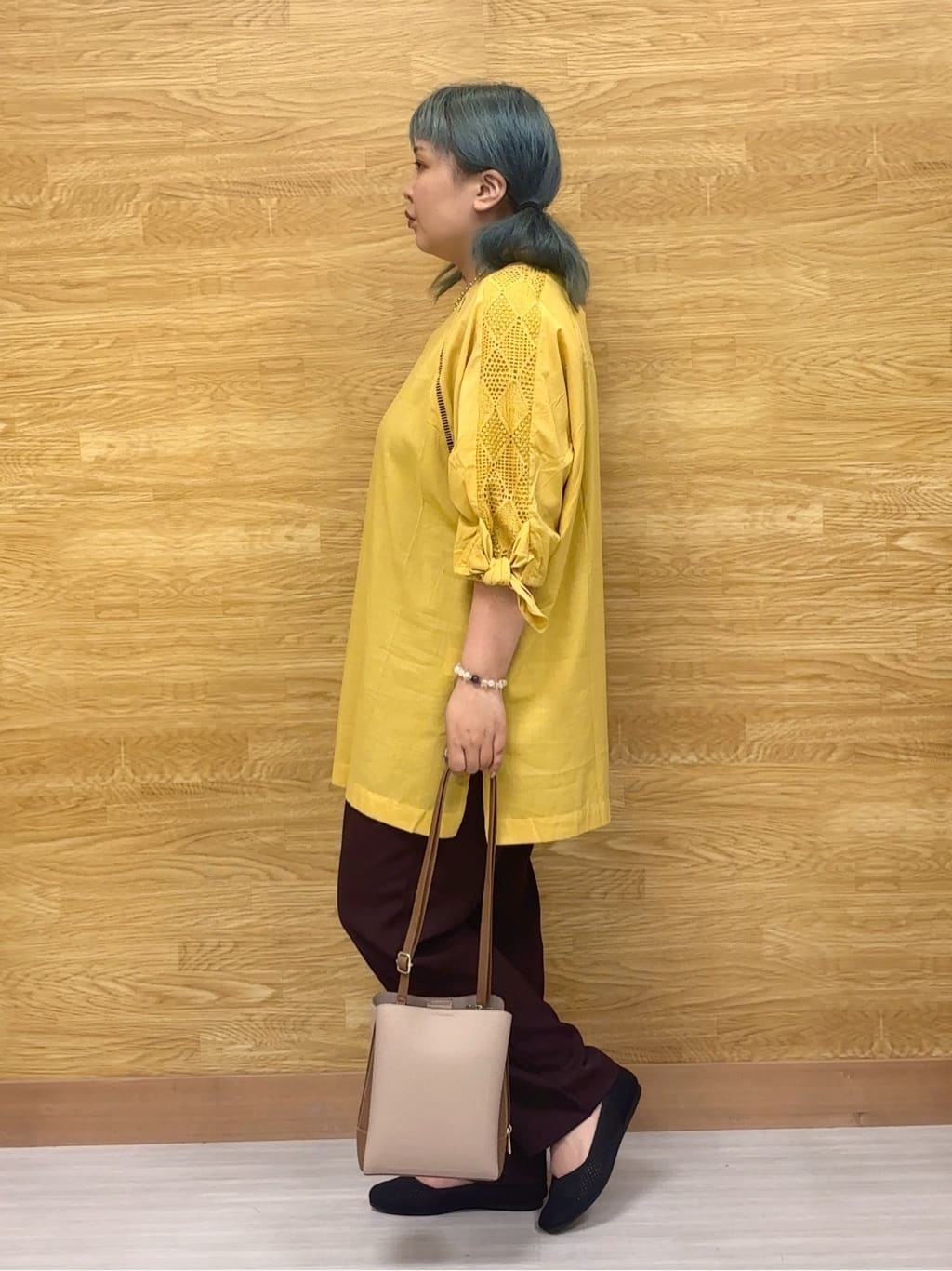 ぁむさんの「SHOO･LA･RUE｜【S-LL】お袖デザインが華やか はしごレースチュニック」を使ったコーディネート