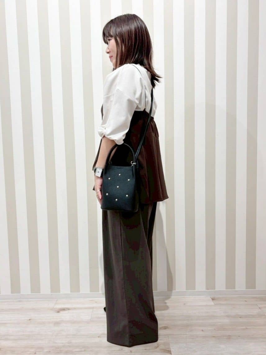 ゆーんさんの「SHOO･LA･RUE｜【S-LL/セットアップ可/ひんやり】女性らしさ溢れる ティアードキャミソール」を使ったコーディネート